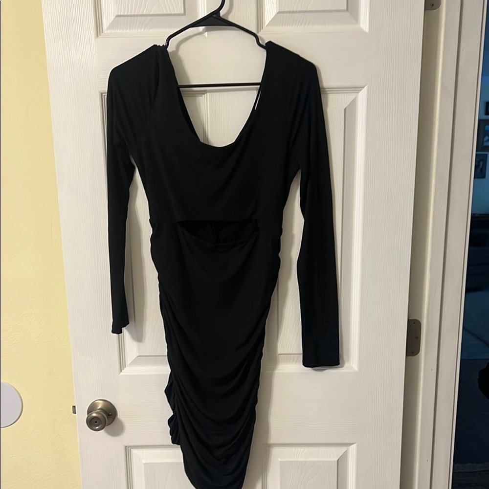 Elegant Black Long Sleeve Dress